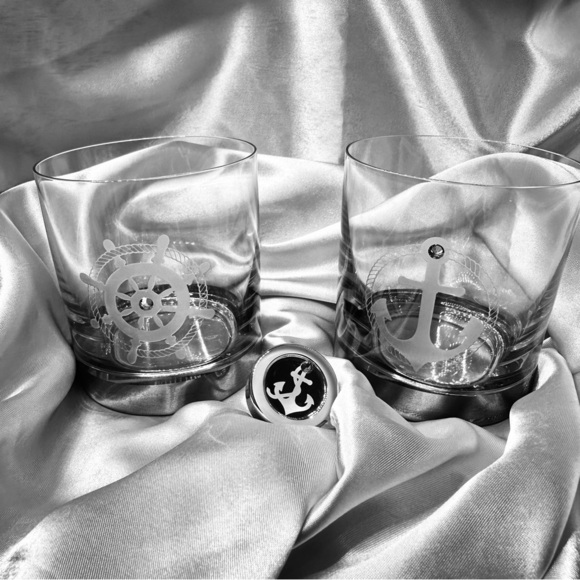 Nautical Whiskey Glasses Set–Anchor & Ship Wheel | Preciosa Crystal Barware Gift - Picture 2 of 16